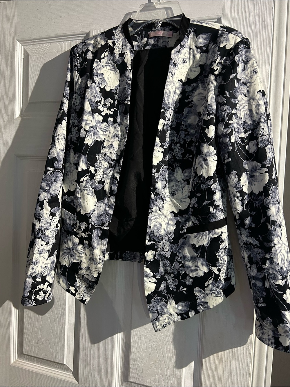Blue & White Floral Open-Front Women's Blazer